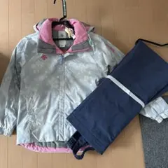 デサント　スキーウェア　150センチ　女の子　上下セット