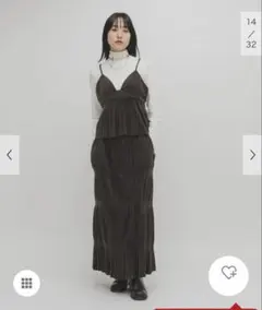 KBF マジョリカプリーツセパレートワンピース　セットアップ