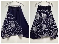 古布　風呂敷リメイク　サルエルパンツ　濃紺✖️白　唐草古典柄　〜160cm向き