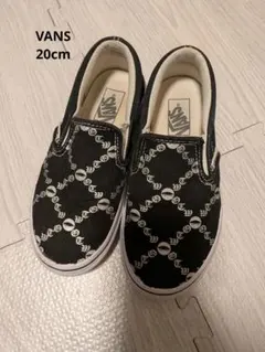 Item thumbnail for item d3b2c506-33e1-492e-bcfb-3c3f75a49b38