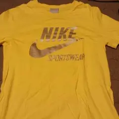 NIKETシャツ