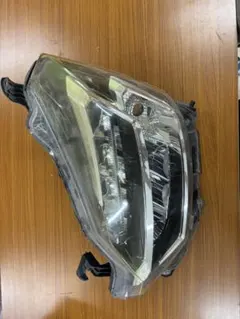 ダイハツ ミライース LA350S 右ヘッドライト ハロゲン - メルカリ