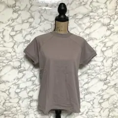 anywise エニワイズ　（M）　モックネックラグランTシャツ モカのサムネイル