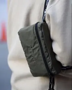【Champion】チャンピオン ボディバッグ ショルダーバッグのサムネイル