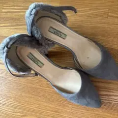 ILIMA ファー付きパンプスのサムネイル