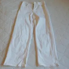 美品★ユニクロ★ストレッチデニム★白パンツ★サイズ28