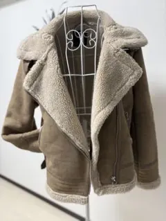 週末限定SALE早い者勝ちZARA ムートンコート ボア付き ライダース風