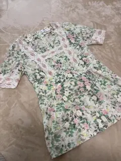 PAUL & JOE 花柄レース 半袖ブラウス サイズ1 フランス製　綿のサムネイル