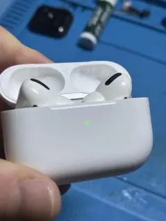 AirPods Pro￼