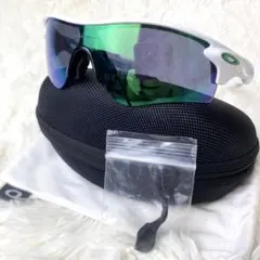 オークリー レーダーロックパス 埼玉西武ライオンズ レンズはレッド 