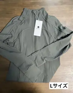 ⭐️新品✨QUEENIEKEランニング ジャケット 親指穴付き カーキ L 長袖