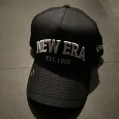 NEW ERA ブラックキャップ EST.1920