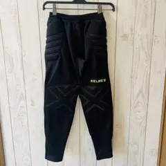 美品KELME ケルメ GKパンツ 140 キッズ ゴールキーパー用 パッド入り
