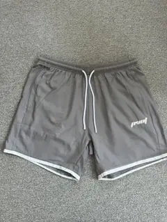 pvot ショートパンツ　L