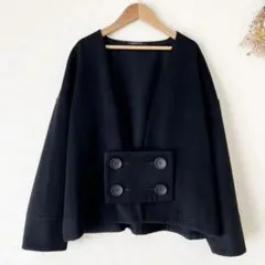 大人気　keina rita 半袖トップス 黒　パフスリーブ　フレア　ブラック 大人気 keina rita 半袖トップス 黒 パフスリーブ フレア