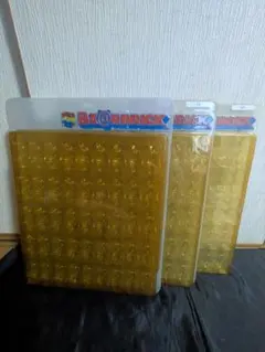 BE@RBRICK(ベアブリック)100%ブリスター ケース　黄ばみ有り　3枚組