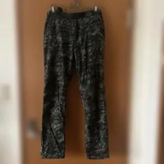 迷彩柄カジュアルパンツ　防寒着　裏地付き　ロングパンツ　メンズ　S