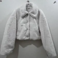 【INGNI】ビジューボタンステンカラーエコファーブルゾン