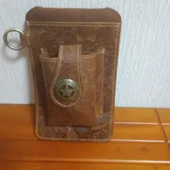 レザー スマホケース ウエスタン調 星型コンチョ付き