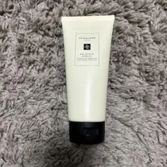 Jo MALONE イングリッシュペアー&フリージア　シャワージェル