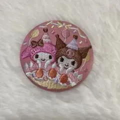【お値下げいたしました】シークレットサンリオ マイメロディ&クロミ:刺繍缶バッジ