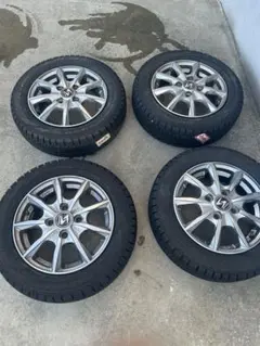 SAILUNスタッドレス195／55R15 85H深溝 SAILUNスタッドレス195／55R15 85H深溝 - メルカリ