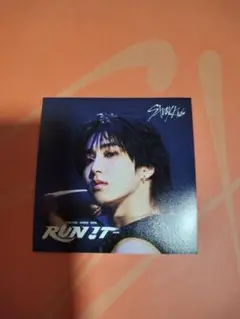 Stray Kids HAN ハン RUN IT ステッカー　なんばパークス