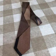 Item thumbnail for item f8922cea-d388-4581-bf16-93996376af28