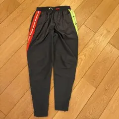 NIKE ランニングパンツ　メンズ　XS