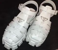 【美品】PRADA プラダ モノリス ラバーサンダル白 24/24.5/25cmのサムネイル