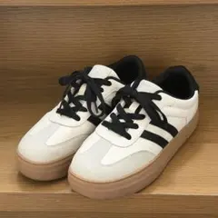 tal by yumi. 121 コラボ　スニーカー　Mのサムネイル