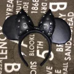 ミニー黒レザーカチューシャ スタッズ付き