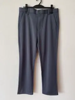［美品、未使用］チャコールグレー　スラックス 前後ポケット付き