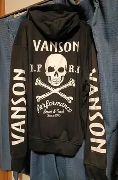 vanson（バンソン）パーカー　刺繍ロゴ　ビッグロゴ　スカル（XLサイズ）