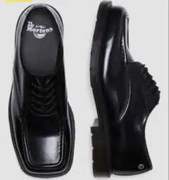 Dr. Martens 5ホール　UK4