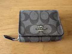 COACH コーチ シグネチャー 二つ折り財布のサムネイル
