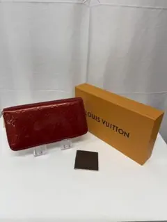 Louis Vuitton モノグラム・ヴェルニ長財布 ポムダムール