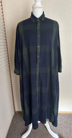 Dgy ボタン付チェックワンピース　Mサイズ　Aライン