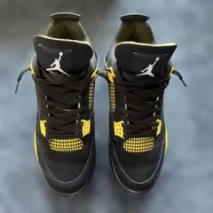 NIKE AIR JORDAN 4 RETRO THUNDER US10のサムネイル