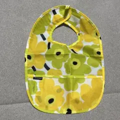 ま*間様 マリメッコ　お食事エプロン　ウニッコ