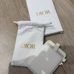Dior コンパクトミラー ホワイトのサムネイル