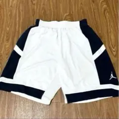 Item thumbnail for item a5324037-f611-44fe-866b-47e9de9a244b