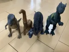 恐竜フィギュア 4体セット