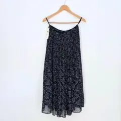 【新品未使用】ユニクロシー　シフォンプリーツスカート　Mサイズ