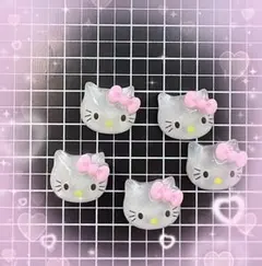 ネイルパーツ　デコパーツ　ハローキティ　キティちゃん　キャラクター　中サイズ