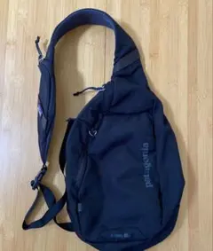 バナナ様専用　patagonia アトム スリング 8L ワンショルダー