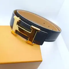 美品✨️　HERMES Hバックル　コンスタンス　ブラック ゴールドのサムネイル