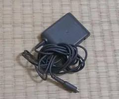 Nintendo DS用 ACアダプター 黒 中古品