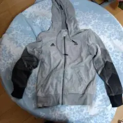 adidas グレー フルジップ パーカー M