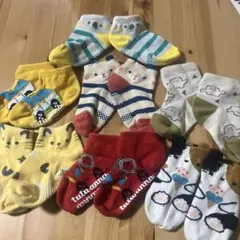 【USED】ベビー靴下セット7着(13〜15センチ)